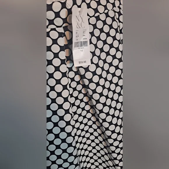 7th Ave New York & Company Skirt with pockets || Size 14 || Black & White💖 - Picture 6 of 6